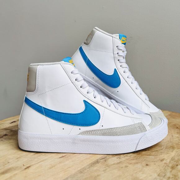 Nike Blazer Mid 77 GS Size 5Y Womens 6.5 White Blue Retro Sneakers DA4086-107 - Picture 3 of 8